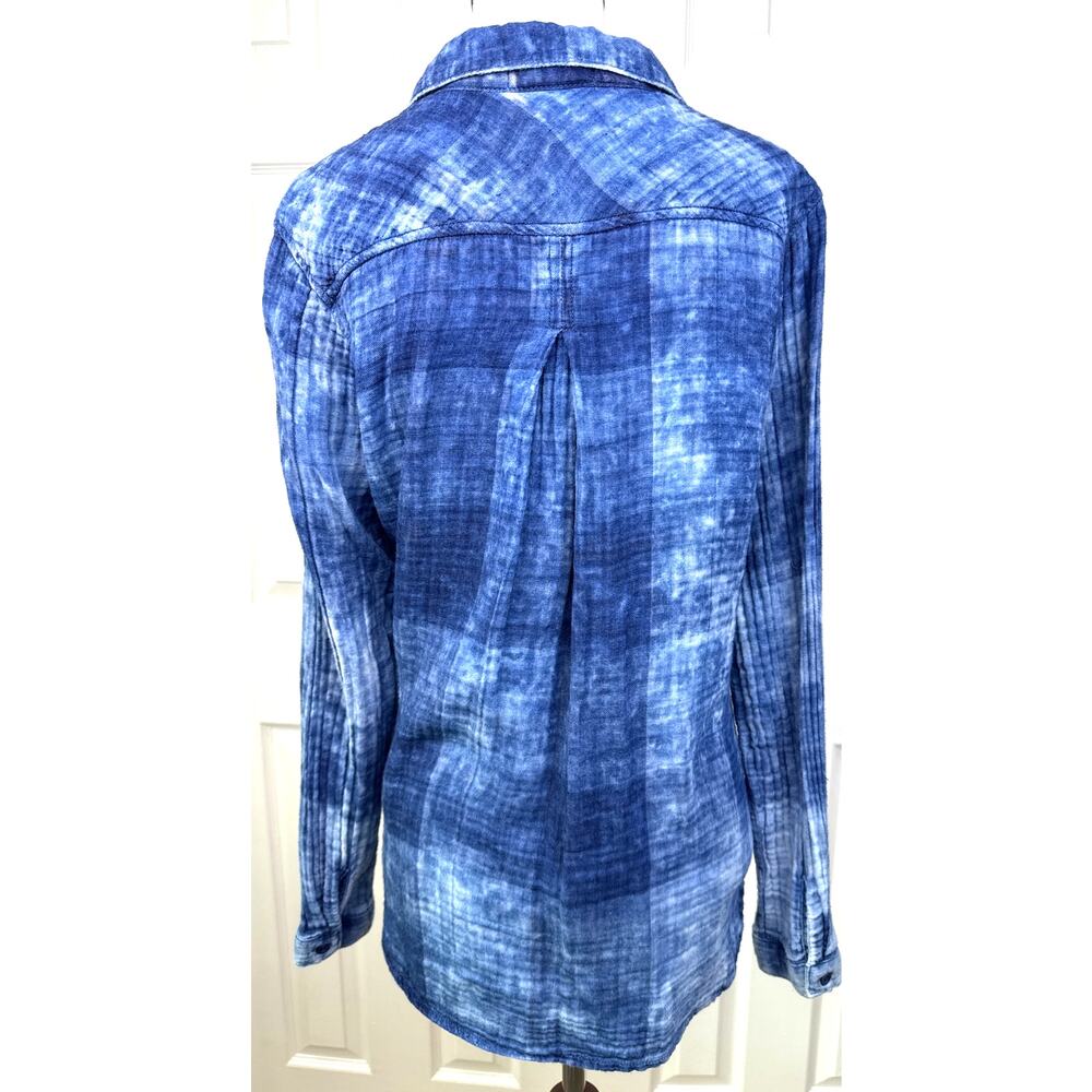 Cloth & Stone Blue Tie Dye Button Front Blouse M Lightweight Boho Top - Picture 5 of 7